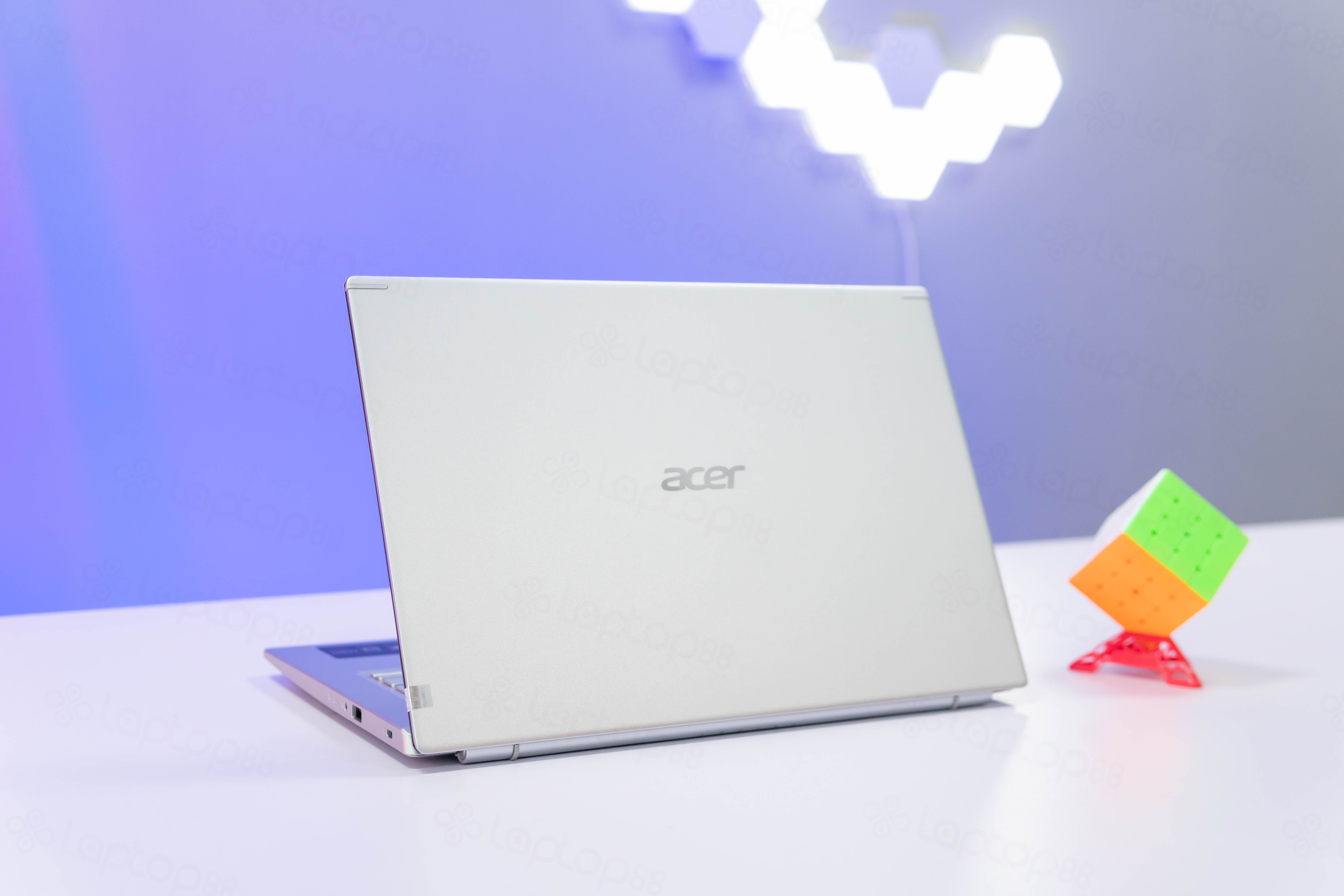 Ngân sách khoảng 15 triệu nên mua những mẫu máy tính xách tay Acer nào? 