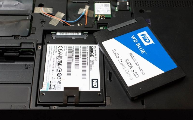 Lắp thêm ổ SSD cho laptop có tác dụng gì?