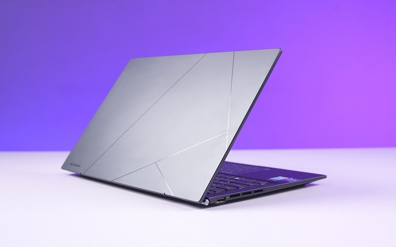 Top 3+ laptop mỏng nhẹ pin trâu đáng mua nhất 2023