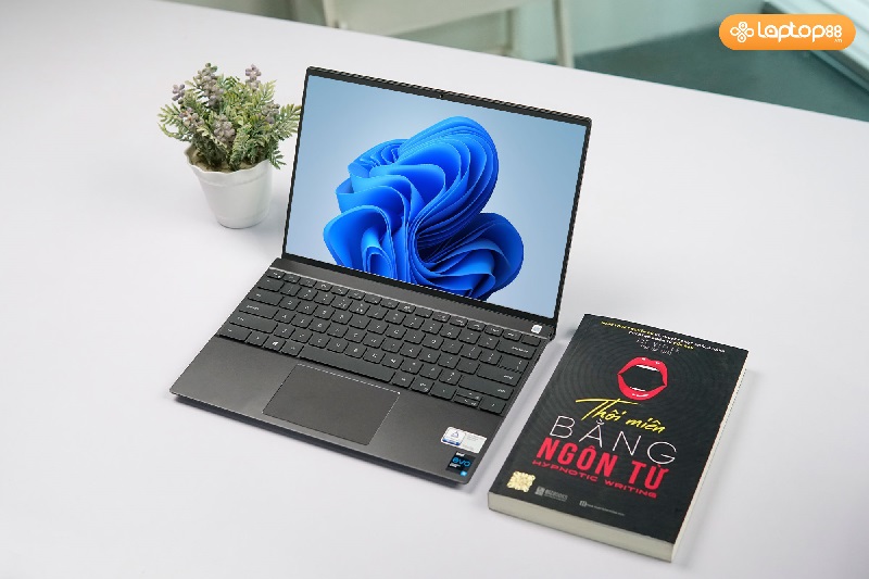 Laptop Dell 2022 đáp ứng đủ mọi tiêu chí NGON - BỔ - RẺ