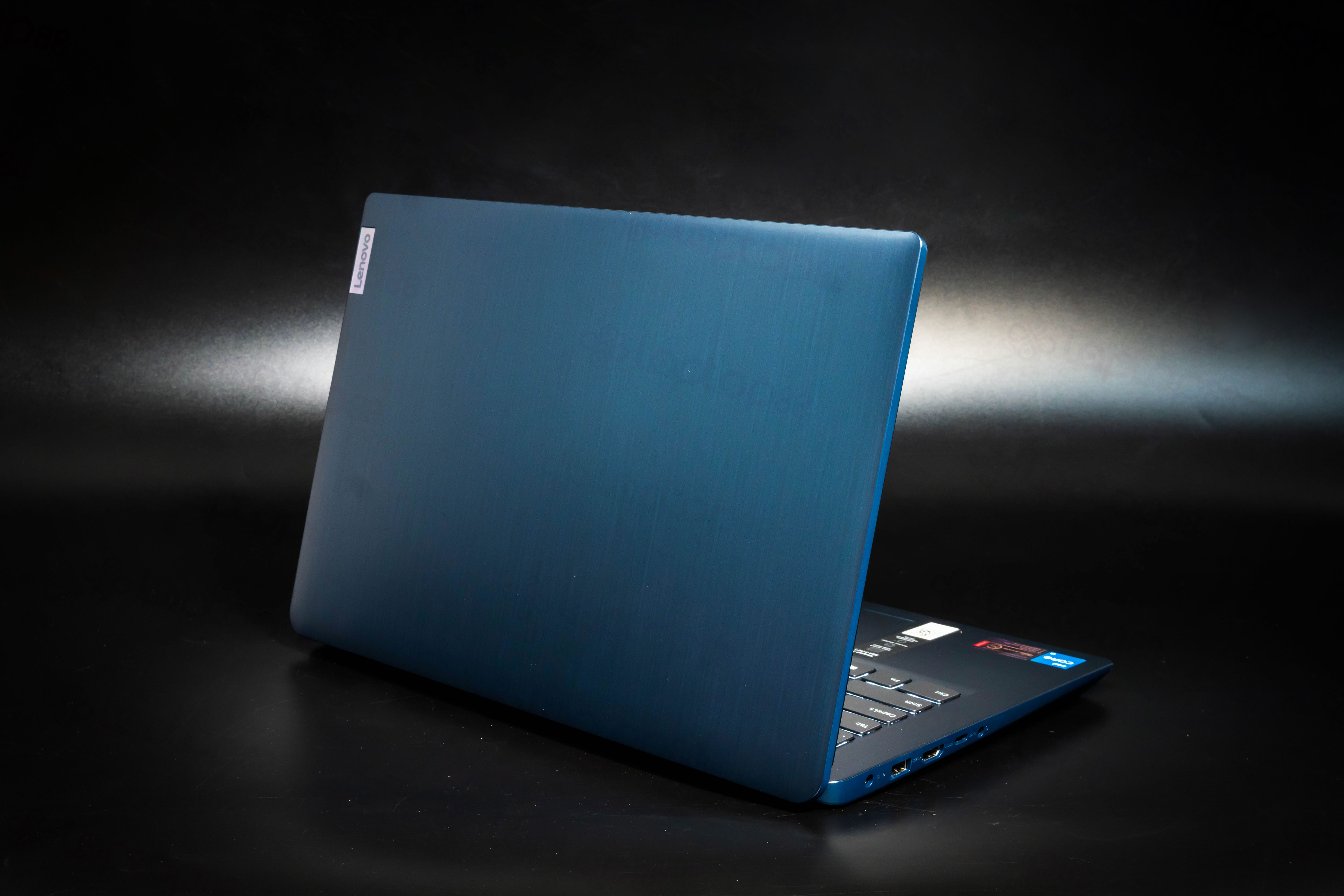 Lenovo Ideapad Slim 3 15ITL6 hoàn hảo trong phân khúc laptop văn phòng