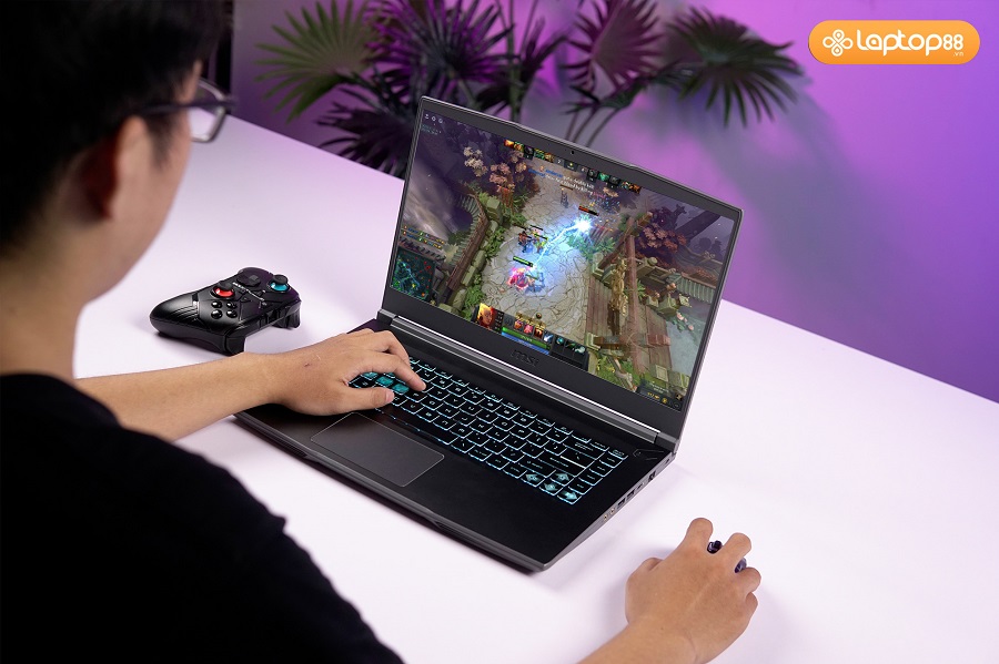 Đâu là chiếc laptop giá rẻ chơi được liên minh HOT nhất hiện nay?