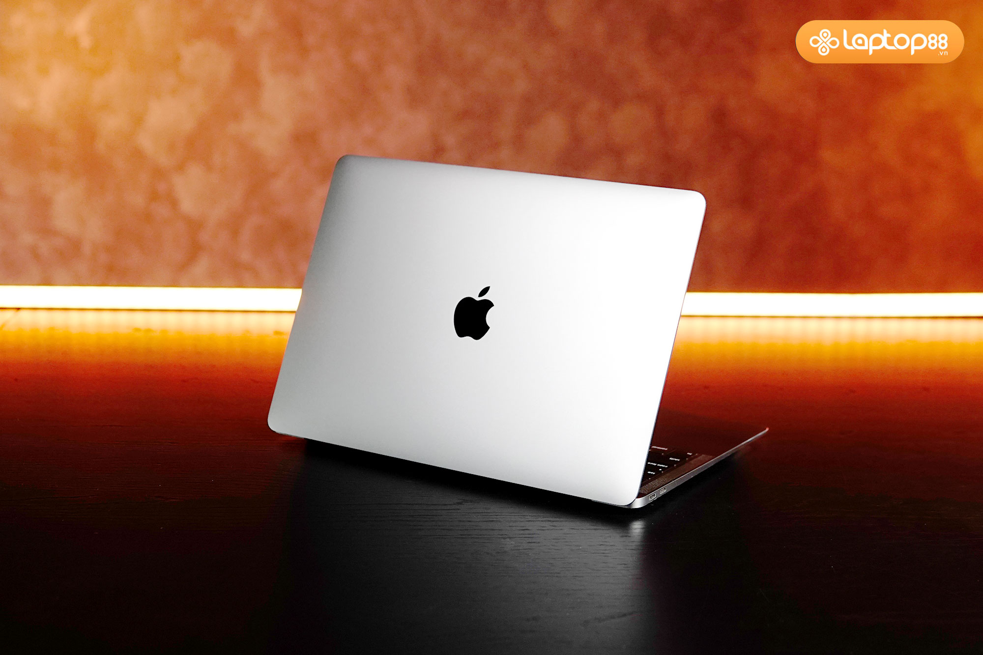 Macbook Air 2018 i5 có gì đáng sở hữu?