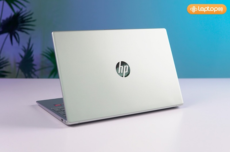 Top 5 laptop giá rẻ cho sinh viên phải mua trong năm 2026