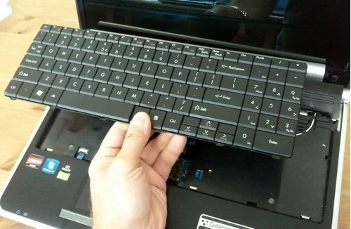 Sửa nhanh lỗi bàn phím laptop Acer không gõ được chữ
