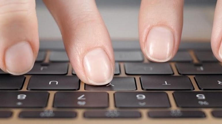 Làm thế nào khi bàn phím laptop vaio không gõ được?